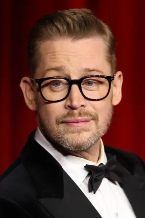 Podobny aktor do Ajay Nagrath: Macaulay Culkin