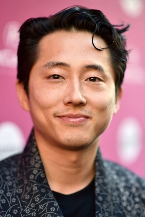 Podobny aktor do LaRoyce Hawkins: Steven Yeun