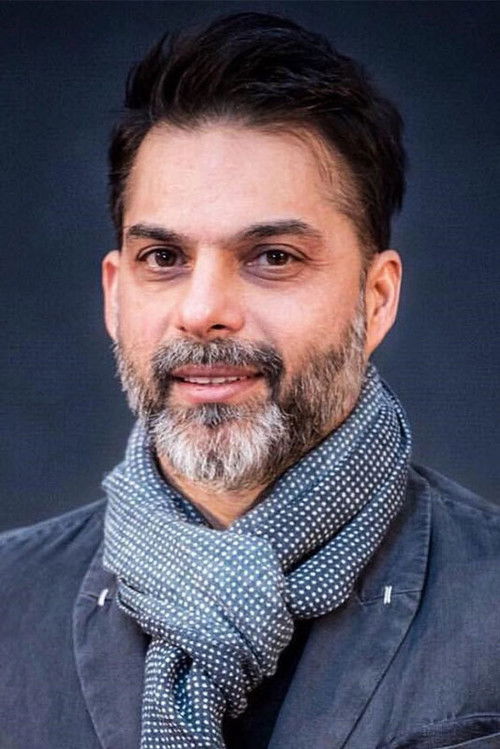 Podobny aktor do Hrishikesh Pandey: پیمان معادی