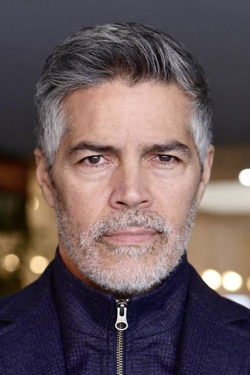 Podobny aktor do 花澤香菜: Esai Morales